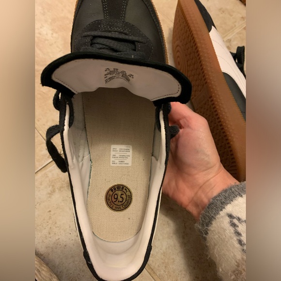 Puma Super Liga Black and White Men's Shoes - Picture 6 of 7